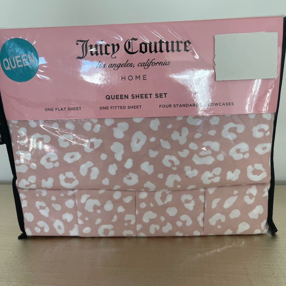 Juicy Couture Pink and White Leopard Queen Sheet Set NEW